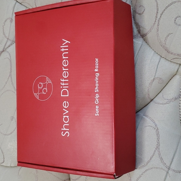 Suregrip shaving razor kit - Picture 1 of 7